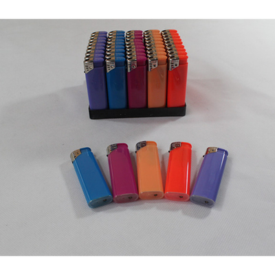 چین Personalized Refillable Cigarette Lighter Plastic Pocket Lighters کارخانه